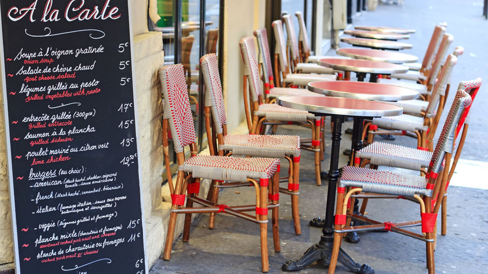 Dine In A Bistro In France For 