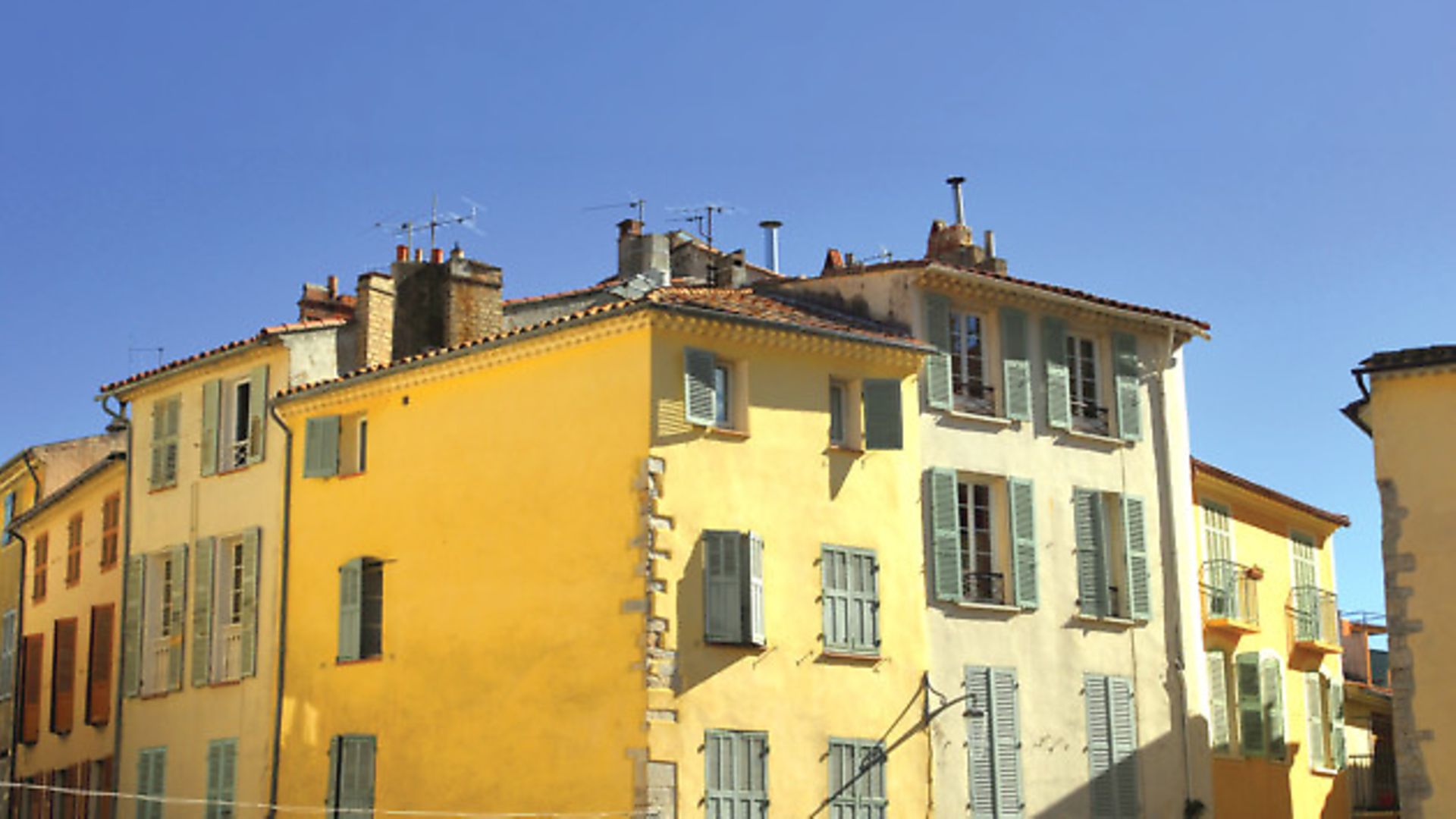 Choosing A French Mortgage Complete France   Dreamstime 17136236 8b8f2517 