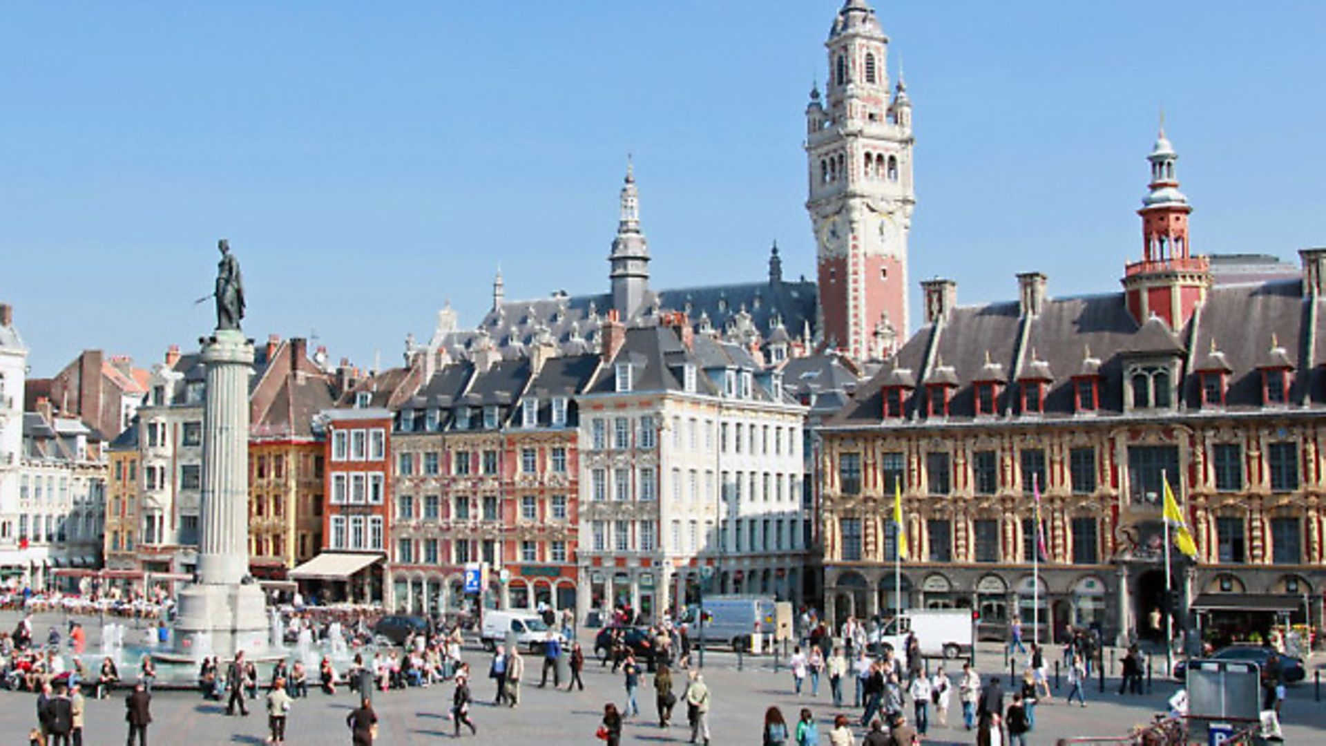 Enjoy a fun-filled stay in Lille - Complete France