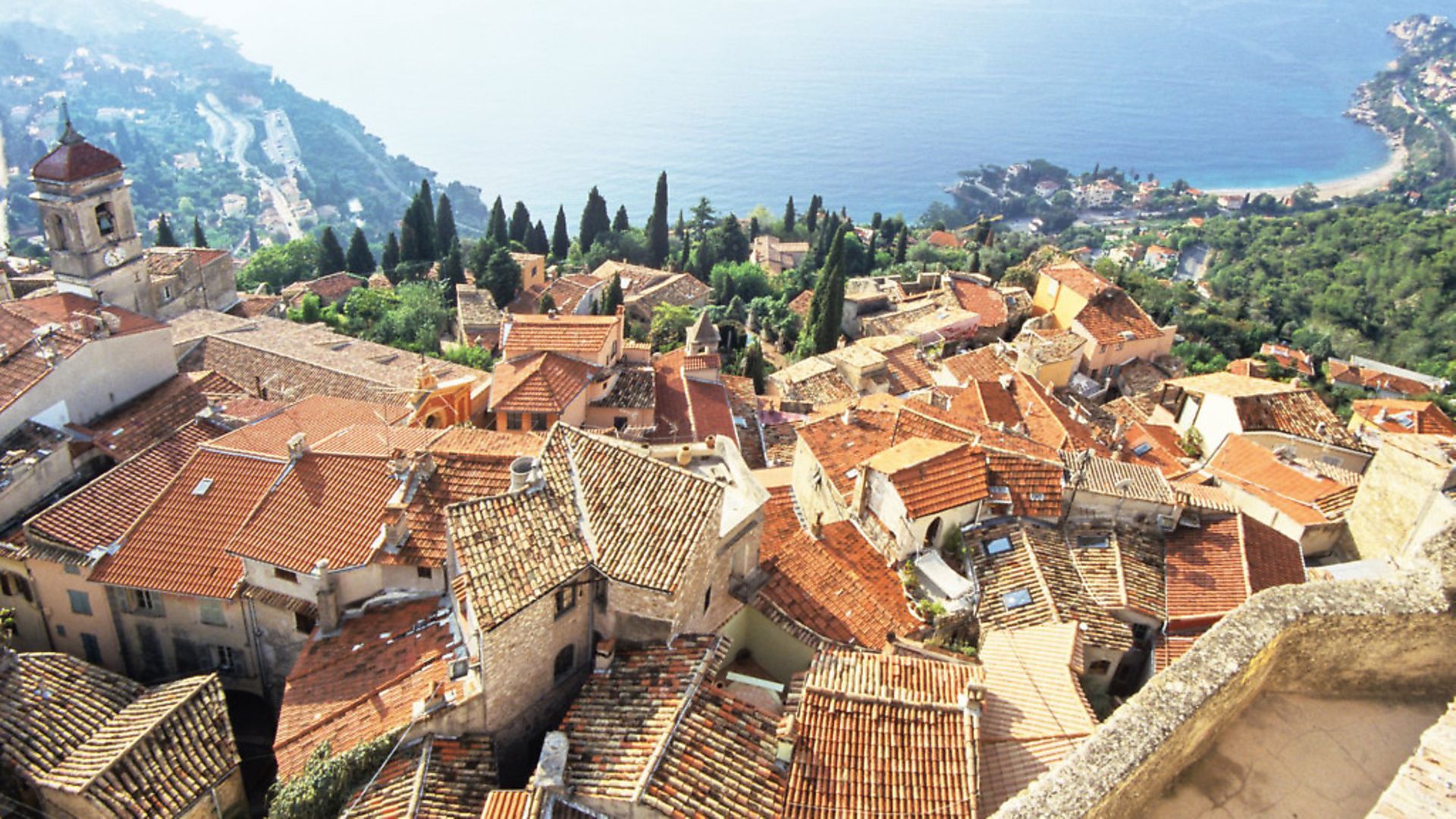 15-of-the-most-beautiful-coastal-villages-in-france-complete-france