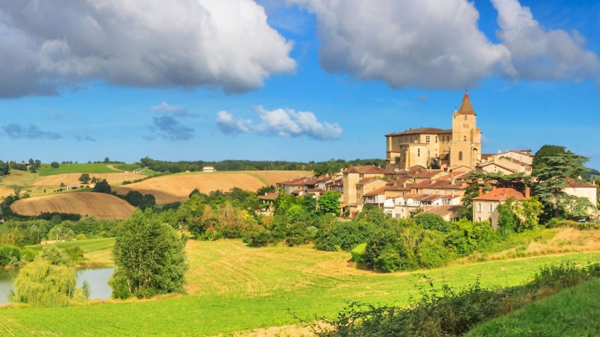 france-is-the-best-place-to-go-this-summer-complete-france