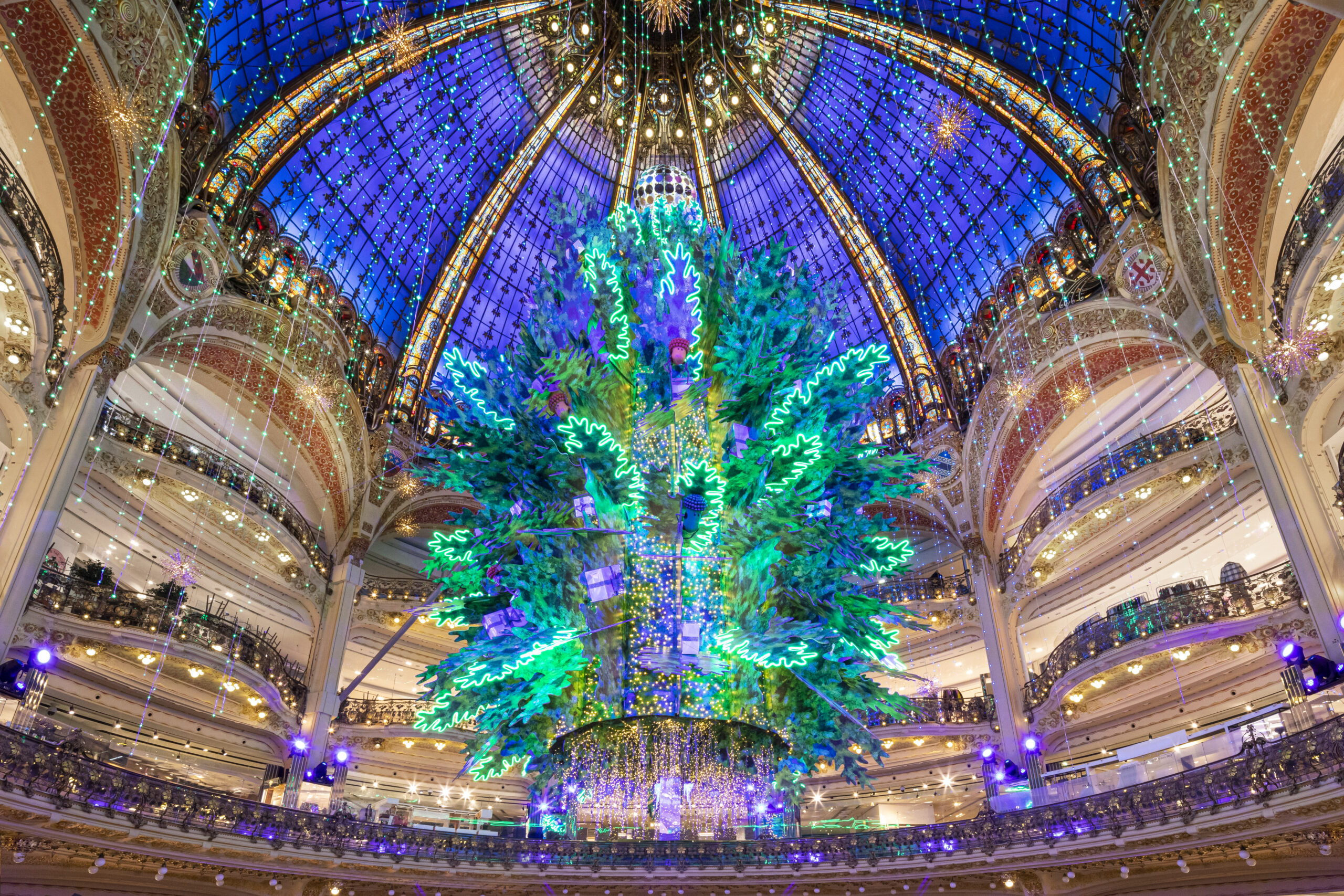 New Experiences at Galeries Lafayette