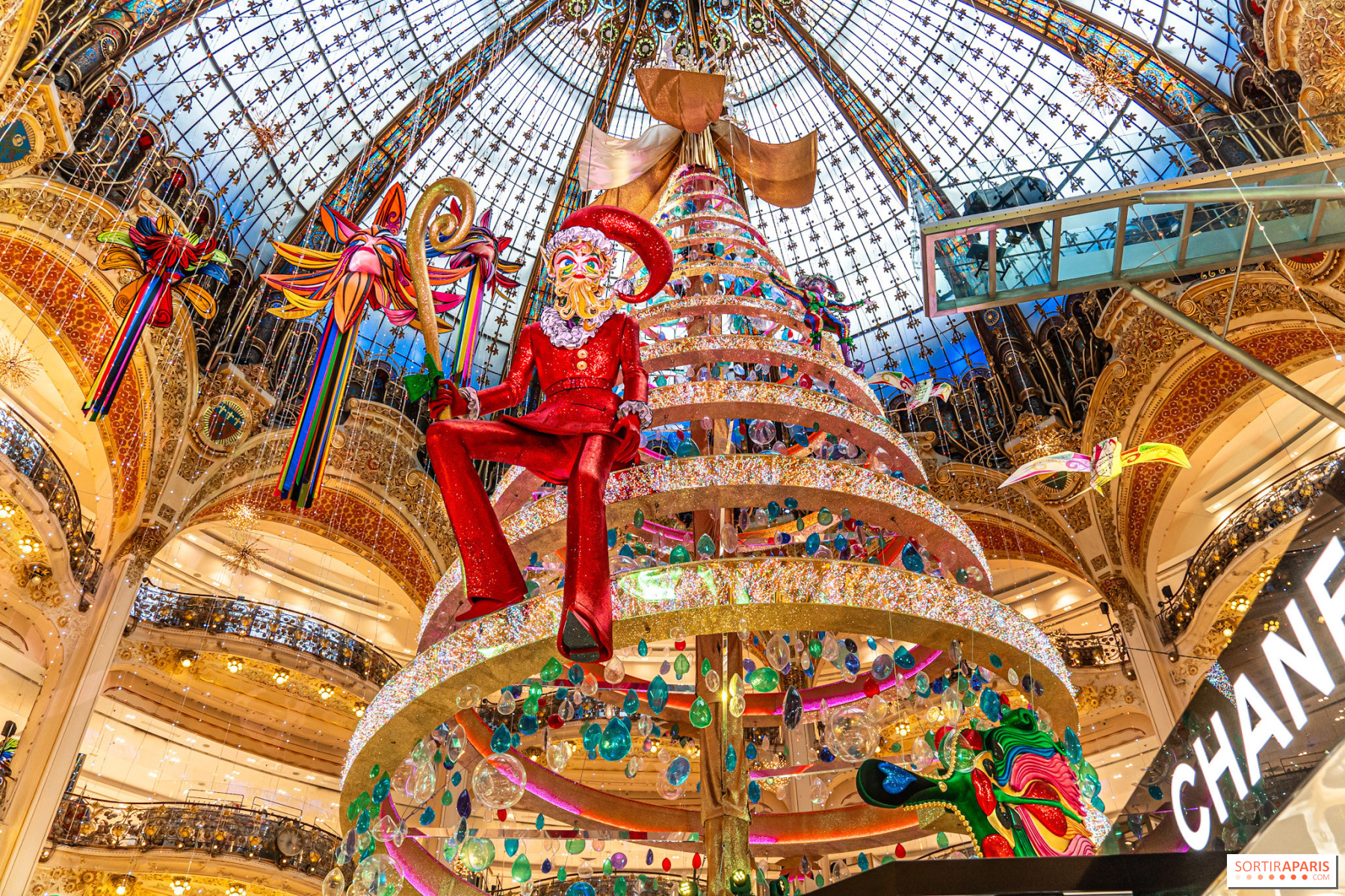 Christmas arrives at Galeries Lafayette Paris Haussmann for 2023 ...